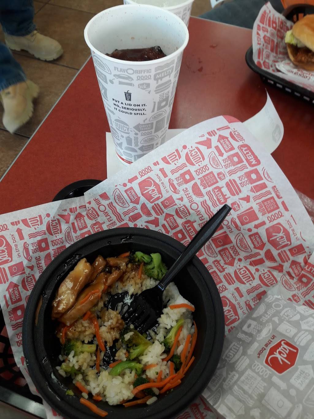 Jack in the Box | restaurant | 694 S Palm Canyon Dr, Palm Springs, CA 92264, USA | 7604162543 OR +1 760-416-2543