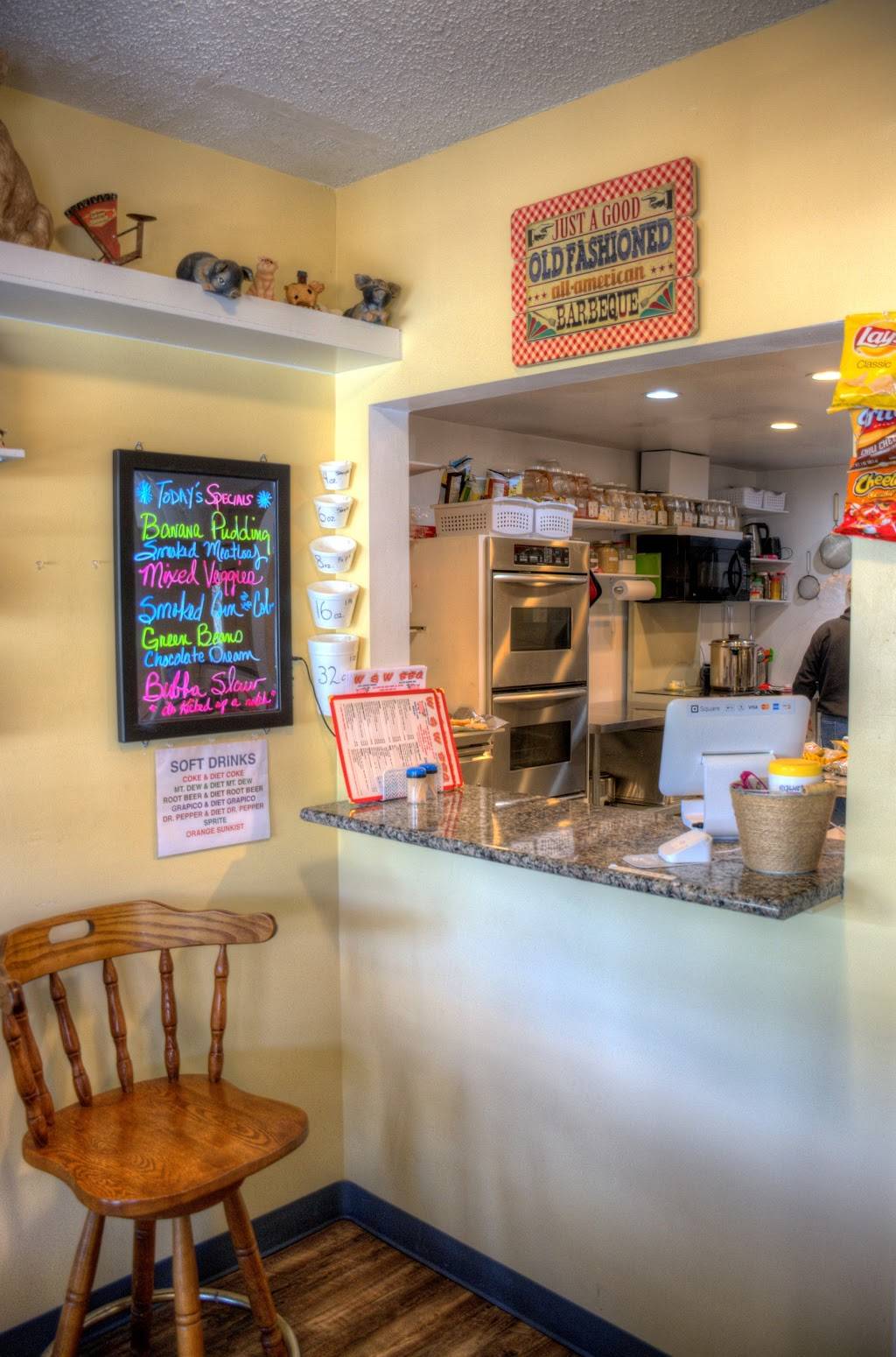 W & W BBQ | restaurant | 264 Curt Rd, New Hope, AL 35760, USA | 2567232835 OR +1 256-723-2835