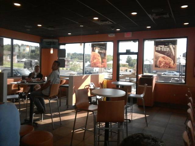 Taco Bell | meal takeaway | 109 Asheville Hwy, Greeneville, TN 37743, USA | 4237877708 OR +1 423-787-7708
