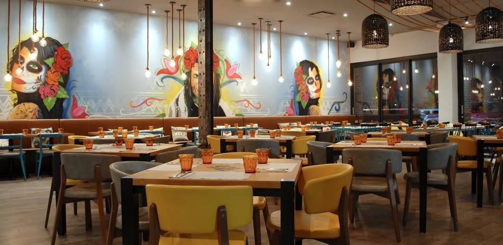 Guaca & Mole | restaurant | 11598 Boulevard de Salaberry, Dollard-des-Ormeaux, QC H9B 2R8, Canada | 5145424452 OR +1 514-542-4452