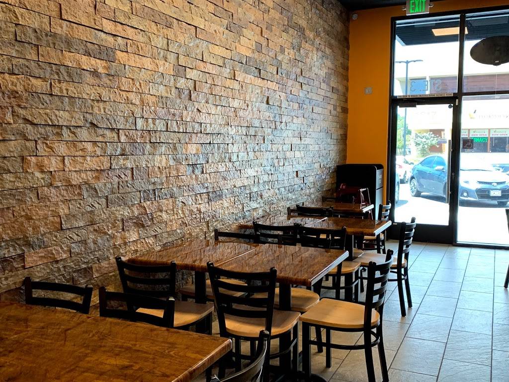 El Grullito | restaurant | 1687 N California St #3, Stockton, CA 95204, USA | 2093234305 OR +1 209-323-4305