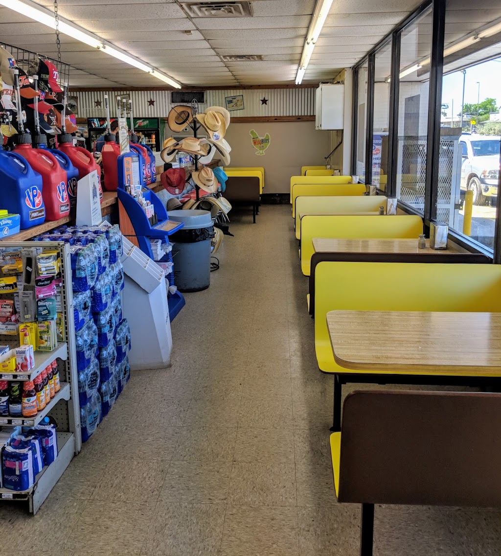 VP Racing 5 Points Market | restaurant | 607 Main St, Bandera, TX 78003, USA | 8307963414 OR +1 830-796-3414