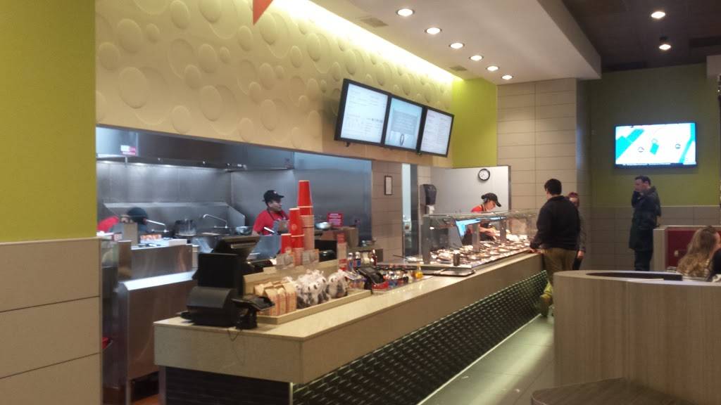 Panda Express | meal takeaway | 5230 S 76th St, Greendale, WI 53129, USA | 4144238704 OR +1 414-423-8704