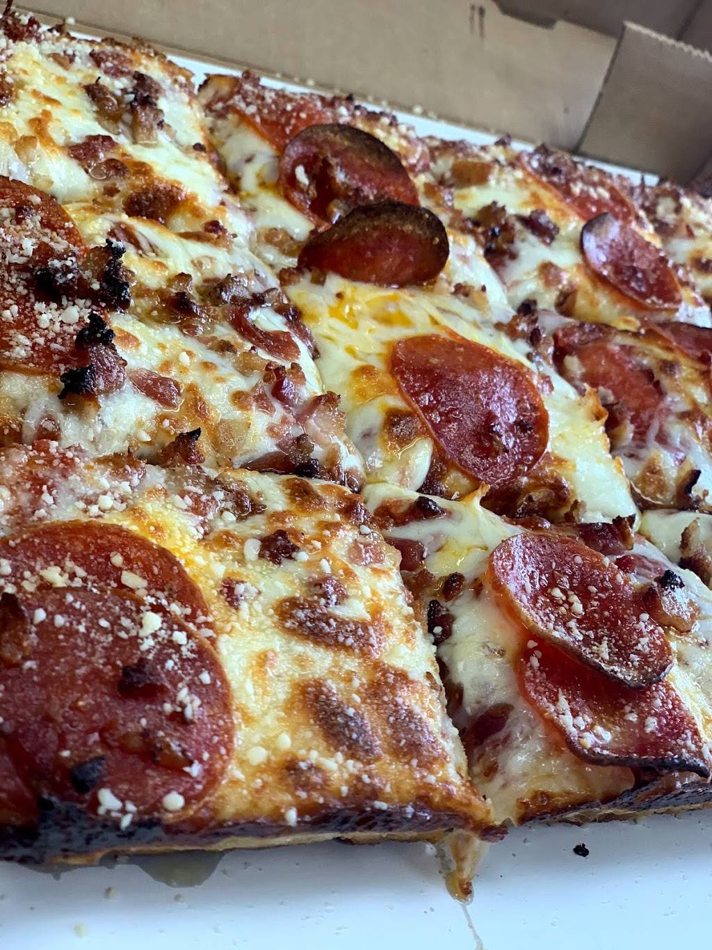 Big Joe’s pizza chicken ribs seafood | restaurant | 30390 Utica Rd, Roseville, MI 48066, USA | 5862003936 OR +1 586-200-3936