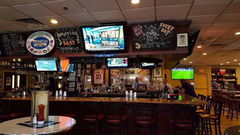 Redds | restaurant | 317 Washington Ave, Carlstadt, NJ 07072, USA | 2019330015 OR +1 201-933-0015