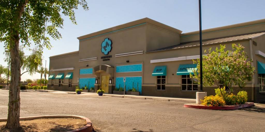 Modern Round | restaurant | 8320 W Mariners Way, Peoria, AZ 85382, USA | 6233886900 OR +1 623-388-6900