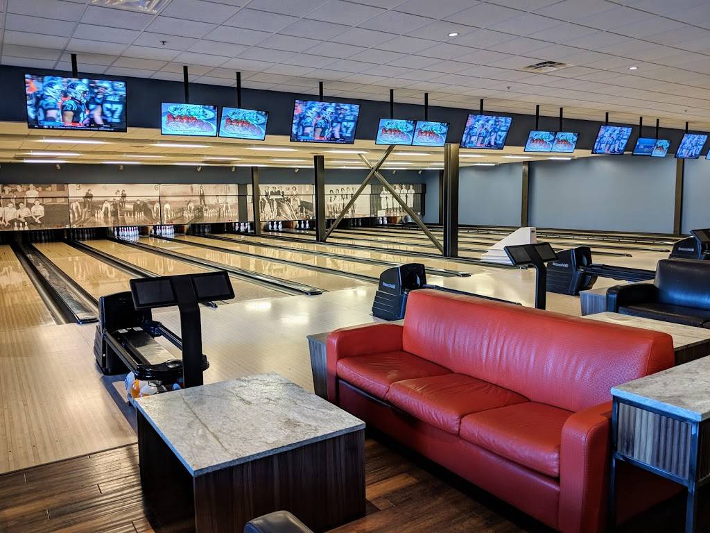 Pinstripes | restaurant | 111 Park Ave Suite 105, Beachwood, OH 44122, USA | 2164158010 OR +1 216-415-8010