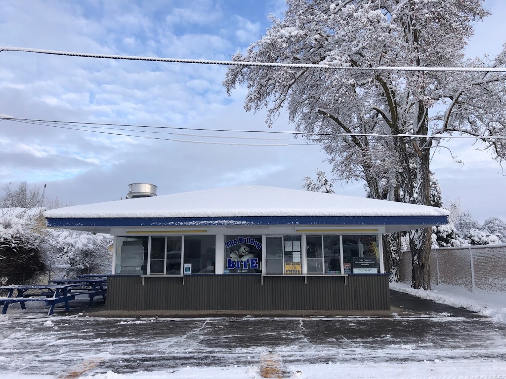 The Bulldog Bite | restaurant | 44218 Walnut St, McArthur, CA 96056, USA | 5303367170 OR +1 530-336-7170