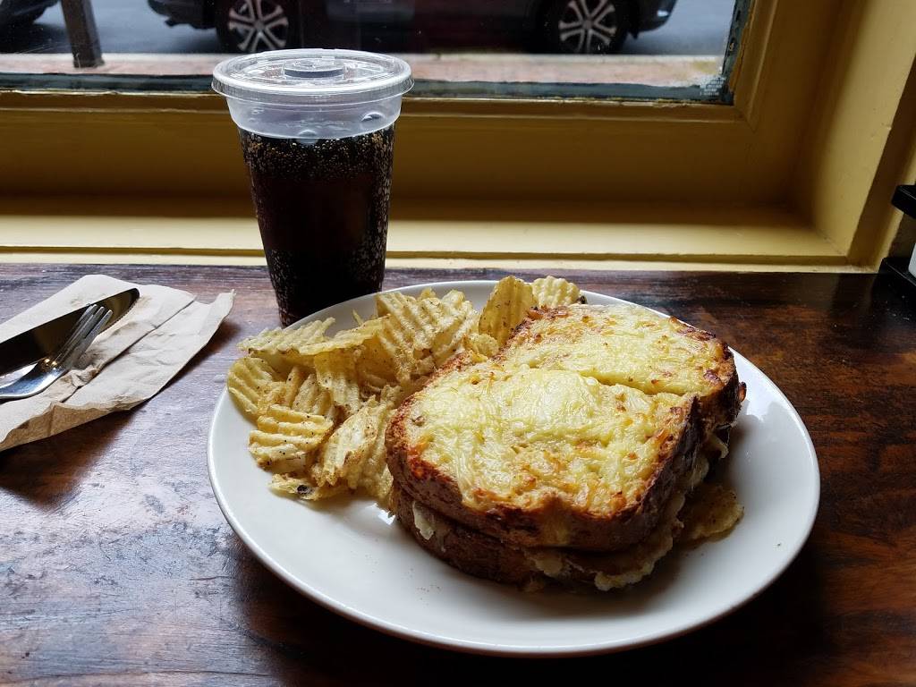 la Madeleine French Bakery & Café Alexandria | cafe | 500 King St, Alexandria, VA 22314, USA | 7037392854 OR +1 703-739-2854