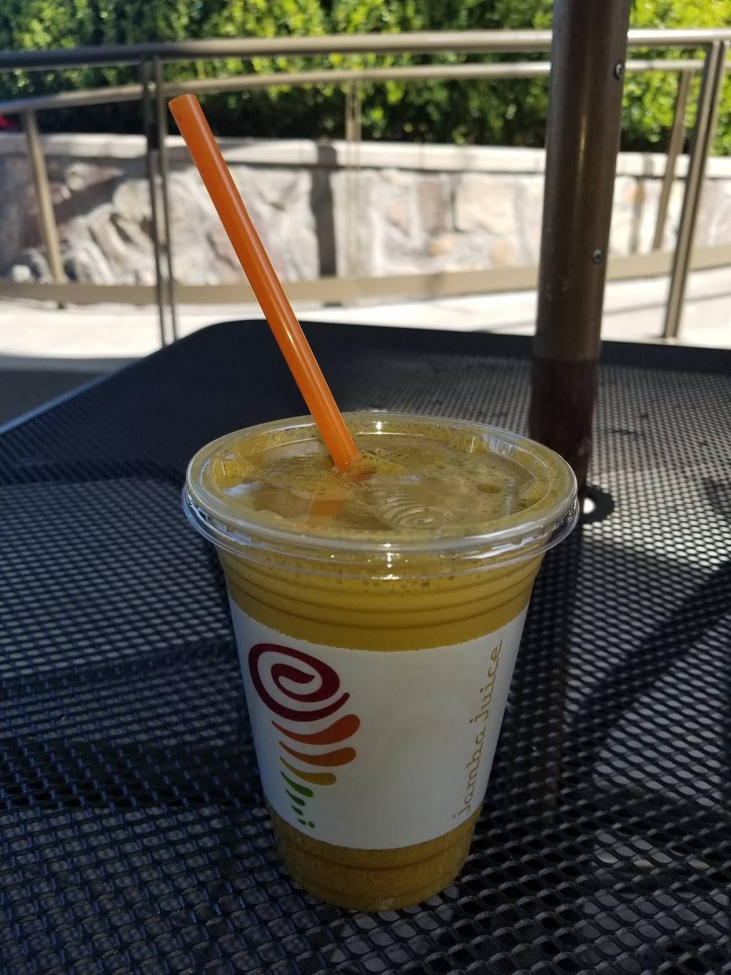 Jamba Juice Eastlake Village Marketplace | restaurant | 2275 Otay Lakes Rd #117, Chula Vista, CA 91915, USA | 6196565030 OR +1 619-656-5030
