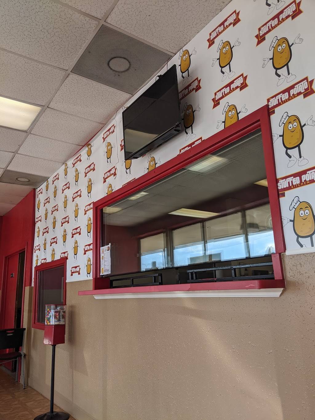 The Stuffed Potato Kitchen | restaurant | 1223 E Red Bird Ln, Dallas, TX 75241, USA | 2149640092 OR +1 214-964-0092