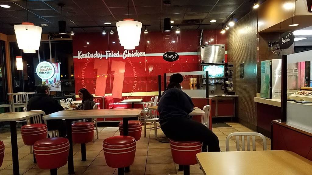 KFC | restaurant | 2942 Riverstone Ct, Kankakee, IL 60901, USA | 8158029914 OR +1 815-802-9914