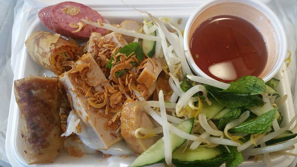 Ba Le Restaurant | meal takeaway | 1052 Dorchester Ave, Dorchester, MA 02125, USA | 6172657171 OR +1 617-265-7171