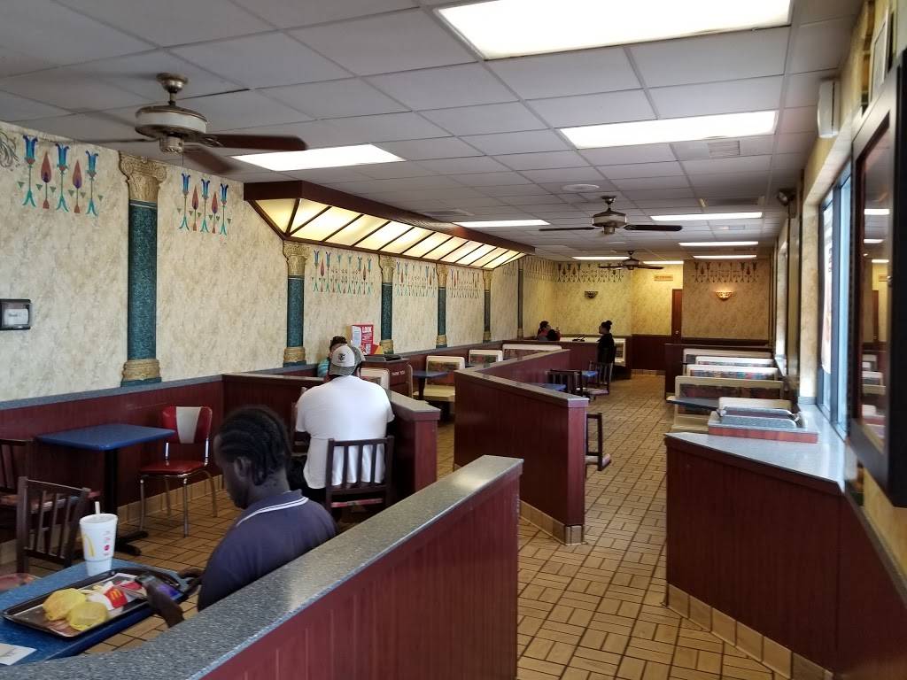 McDonalds | cafe | 3701 Pleasanton Rd, San Antonio, TX 78221, USA | 2109279444 OR +1 210-927-9444