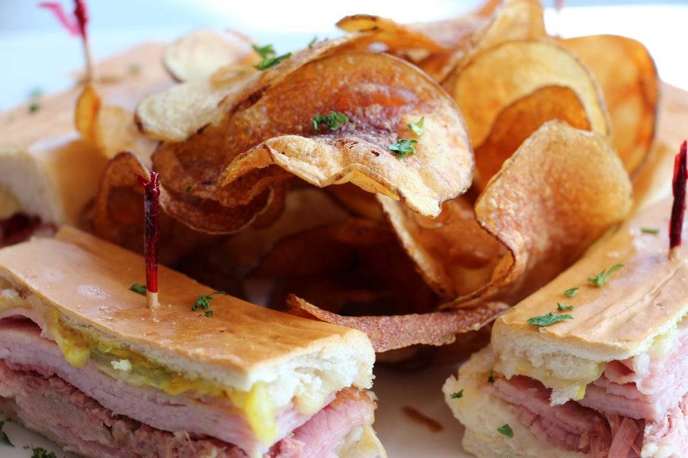 Polo Norte - Kendall | restaurant | 13901 SW 42nd St, Miami, FL 33175, USA | 3052259292 OR +1 305-225-9292