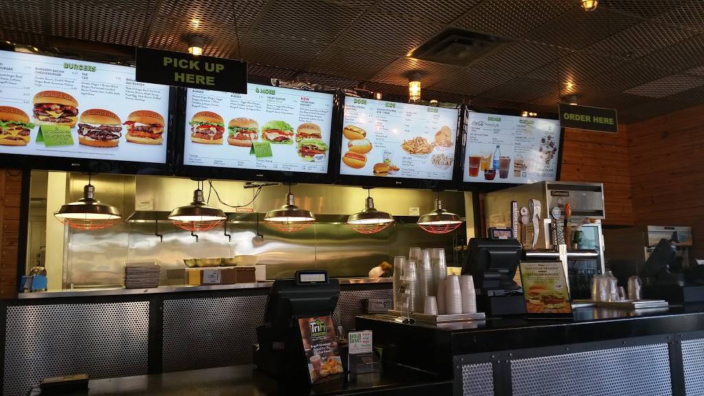 BurgerFi | restaurant | 11309 Bandera Rd Suite 111, San Antonio, TX 78250, USA | 2105212493 OR +1 210-521-2493