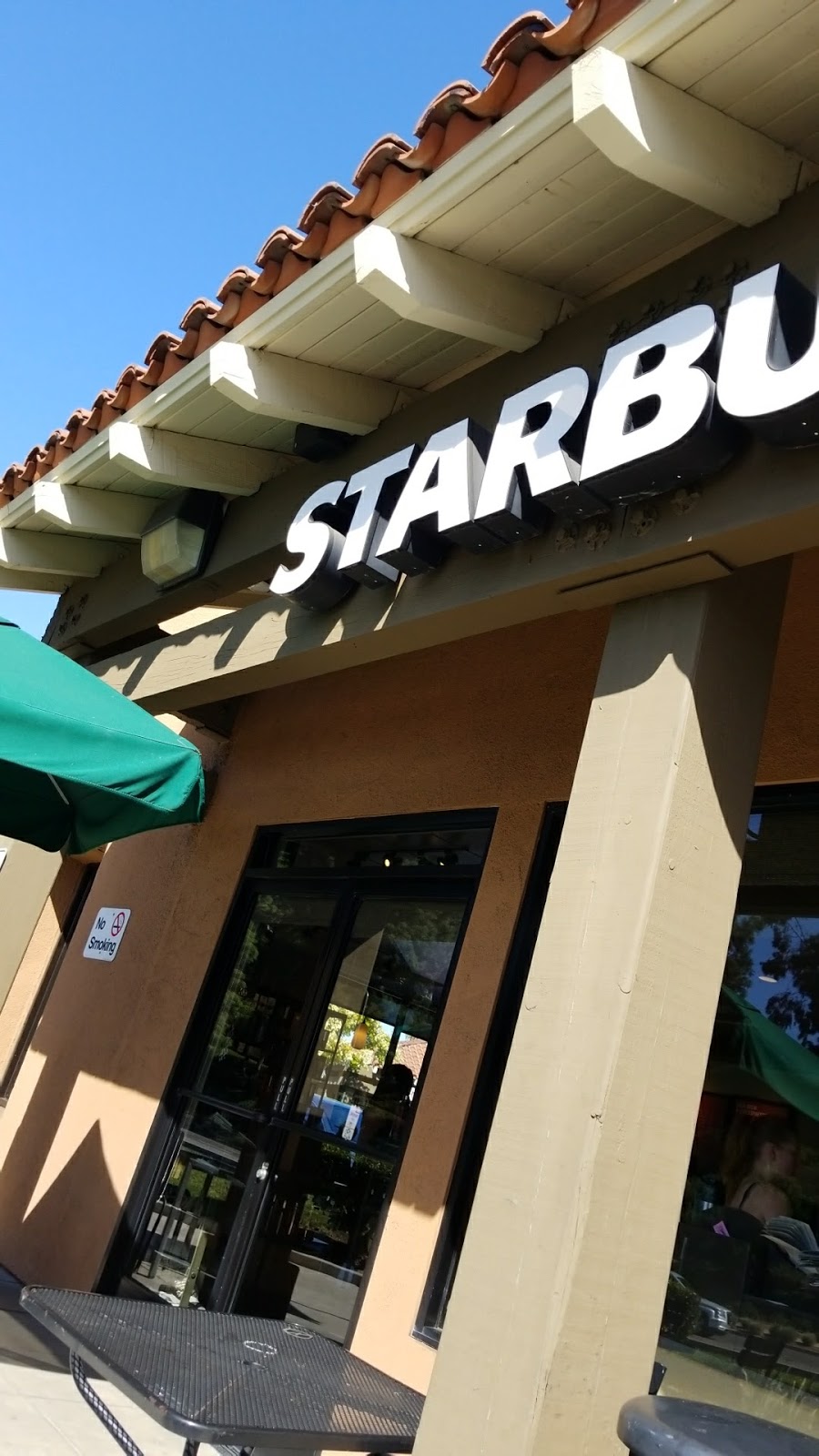 Starbucks | cafe | 27072 La Paz Rd, Aliso Viejo, CA 92656, USA | 9493621415 OR +1 949-362-1415