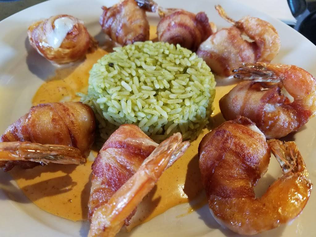 Antigua Latin Inspired Kitchen & Catering | restaurant | 6207 W National Ave, West Allis, WI 53214, USA | 4143215775 OR +1 414-321-5775