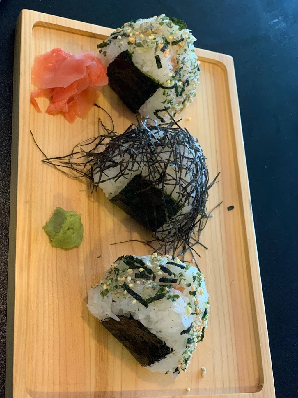 Sugoi Sushi | restaurant | 958 Washington St, Braintree, MA 02184, USA | 7812286427 OR +1 781-228-6427