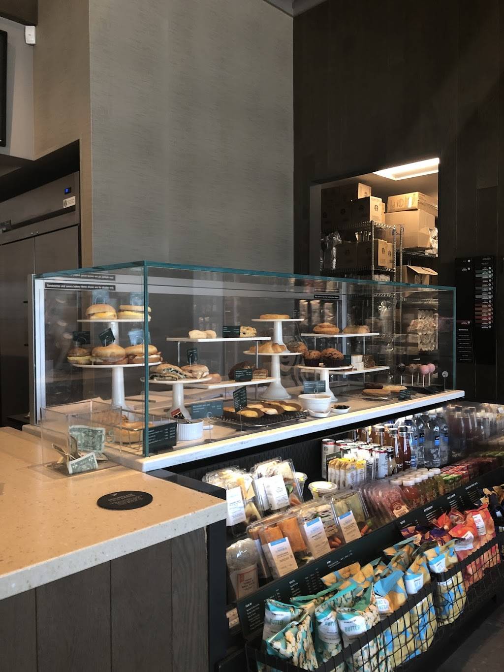 Starbucks | cafe | 802 N Ankeny Blvd, Ankeny, IA 50023, USA | 5152045743 OR +1 515-204-5743