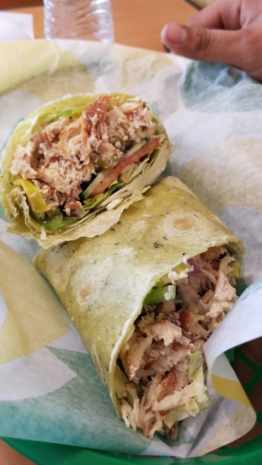 Subway | restaurant | 301 Central Ave, Shafter, CA 93263, USA | 6617463239 OR +1 661-746-3239