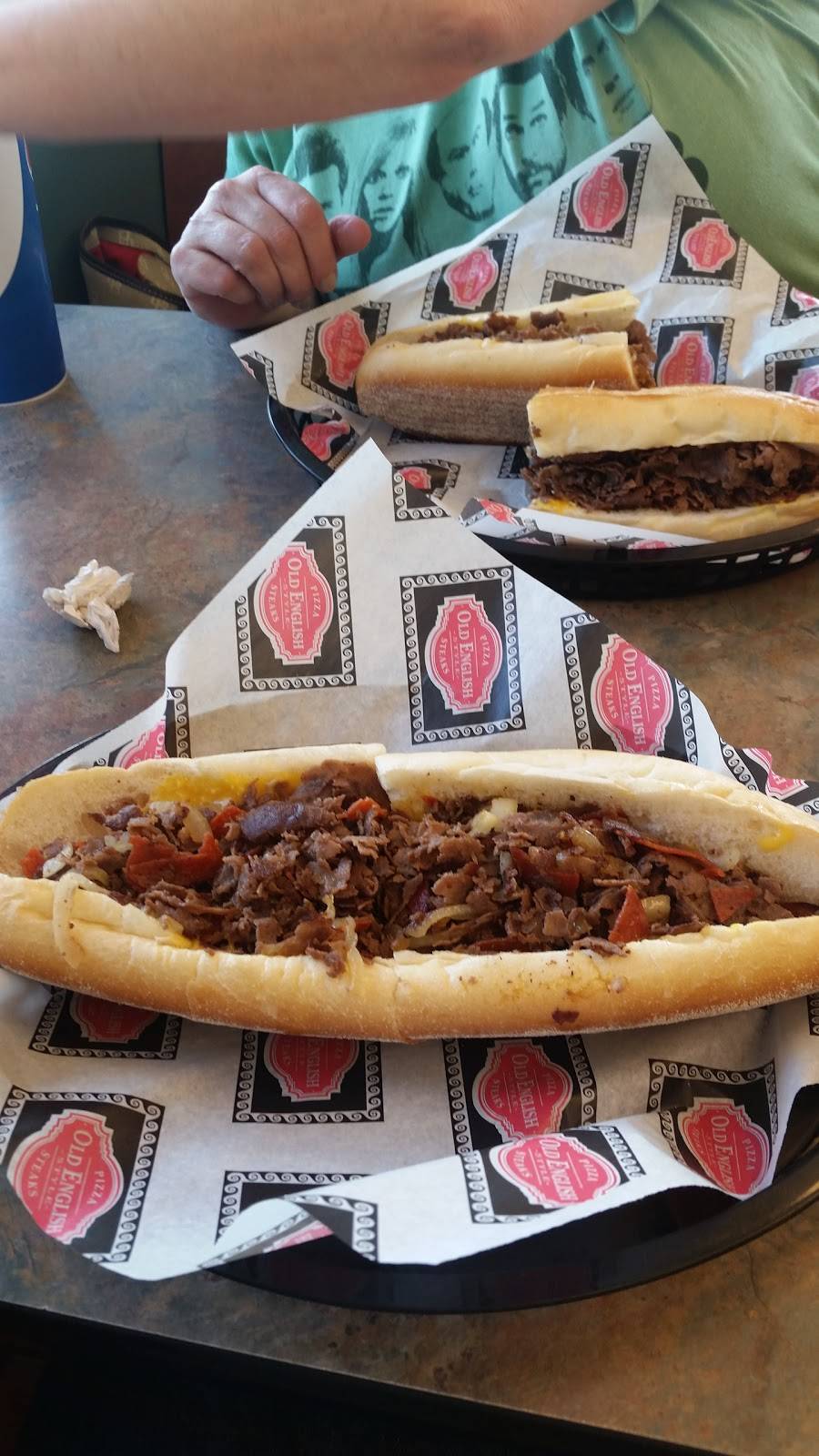 Old English Pizza | restaurant | 2765 Orthodox St, Philadelphia, PA 19137, USA | 2152889900 OR +1 215-288-9900