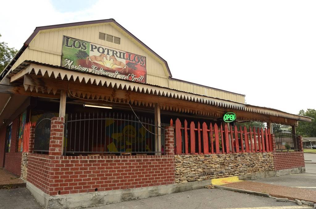 Los Potrillos Mexican Restaurant | restaurant | 1709 S Broad St, Scottsboro, AL 35768, USA | 2569990613 OR +1 256-999-0613