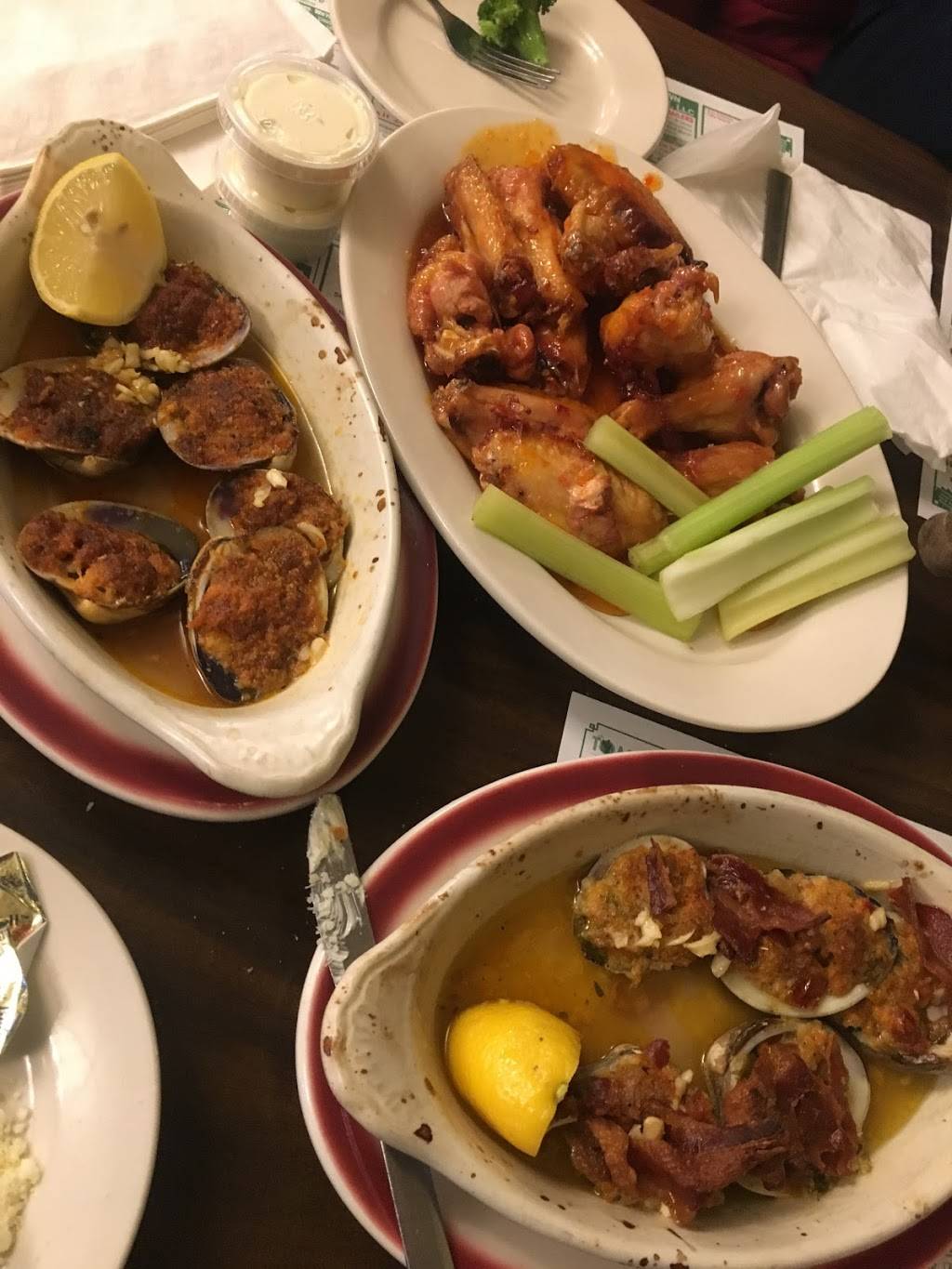 Johns Italian Restaurant | restaurant | 1406 PA-507, Greentown, PA 18426, USA | 5706769830 OR +1 570-676-9830