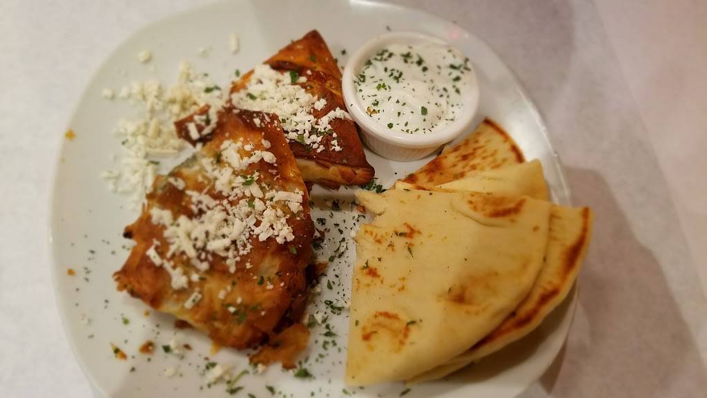 Giorgios Greek Cafe | restaurant | 328 S Meridian, Puyallup, WA 98371, USA | 2532002333 OR +1 253-200-2333