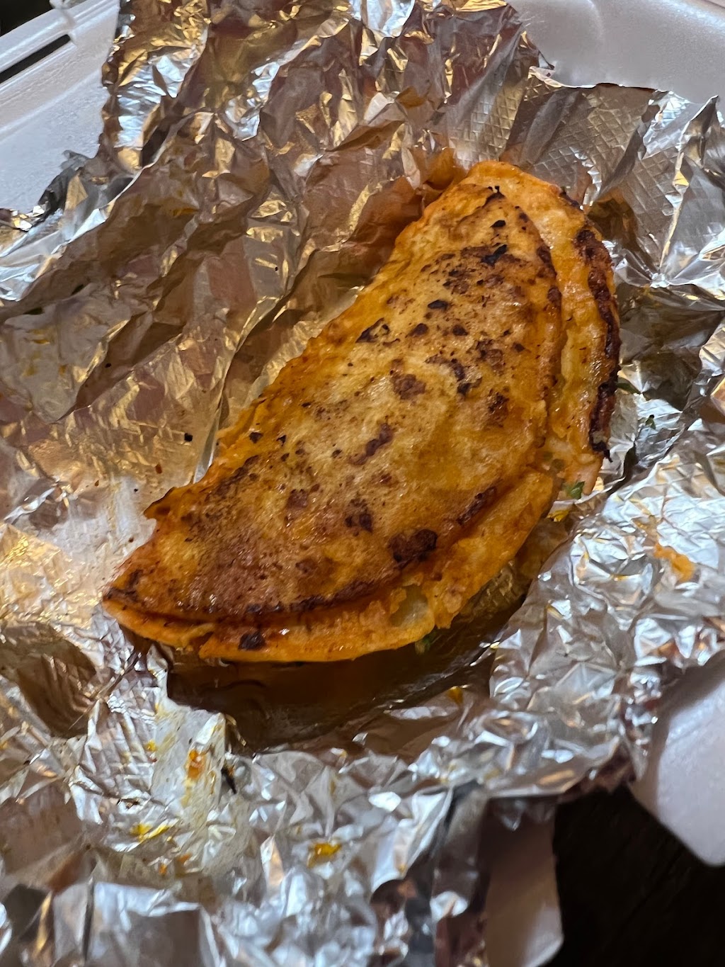 Mayita restaurant | restaurant | 108 N Belmont Blvd, Kansas City, MO 64123, USA | 8163890911 OR +1 816-389-0911