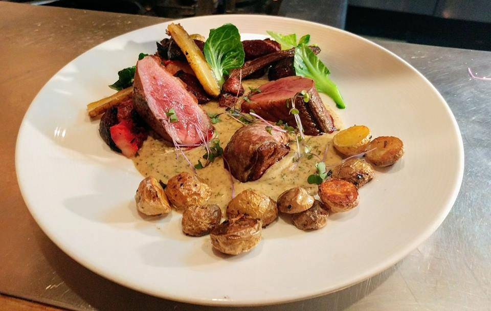 Chez Bouffe Café Bistro | restaurant | 4316 Rue Sainte-Catherine E, Montréal, QC H1V 1X9, Canada | 5142525420 OR +1 514-252-5420