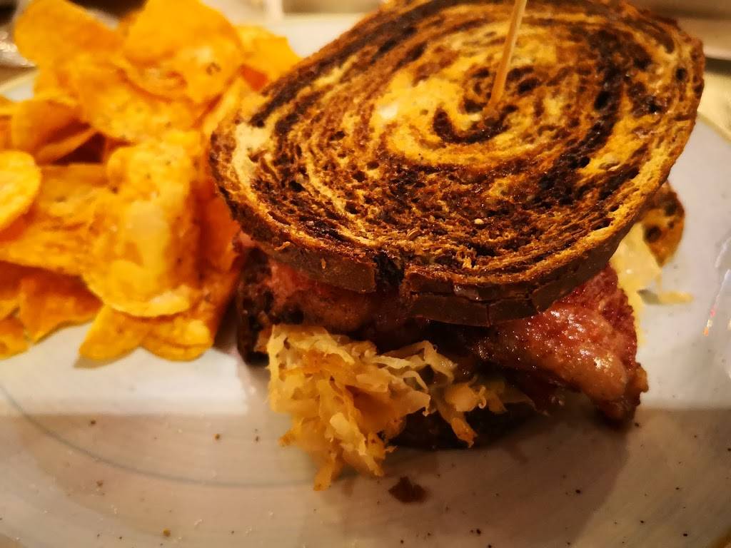 Dorrego’s | restaurant | 150 E Houston St, San Antonio, TX 78205, USA | 2102308454 OR +1 210-230-8454