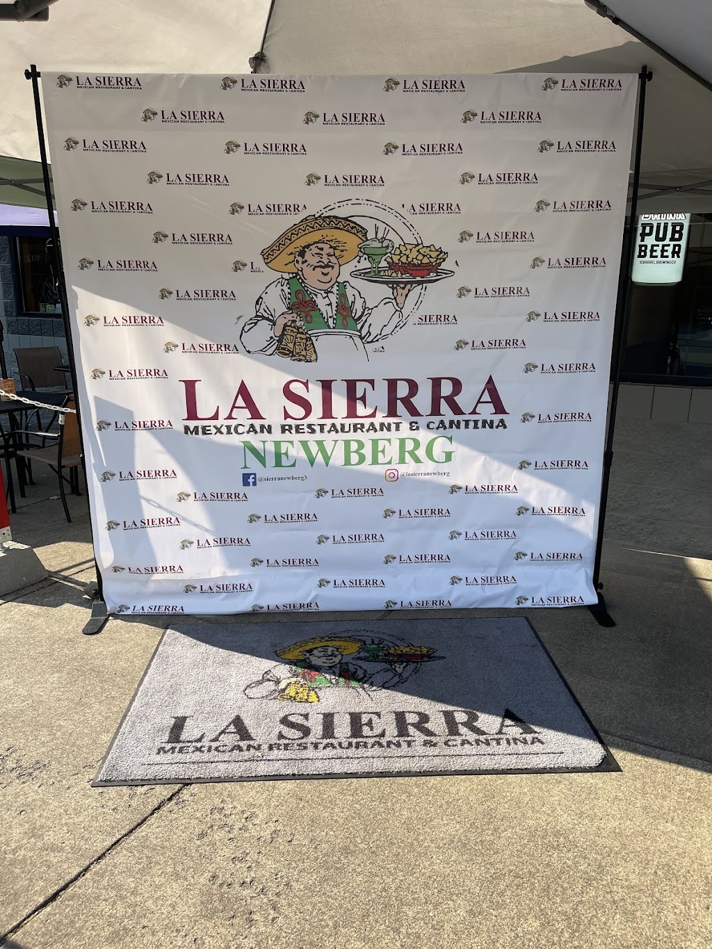 La Sierra Mexican Restaurant & Cantina | restaurant | 705 N Springbrook Rd Bldg C, Newberg, OR 97132, USA | 5034876458 OR +1 503-487-6458