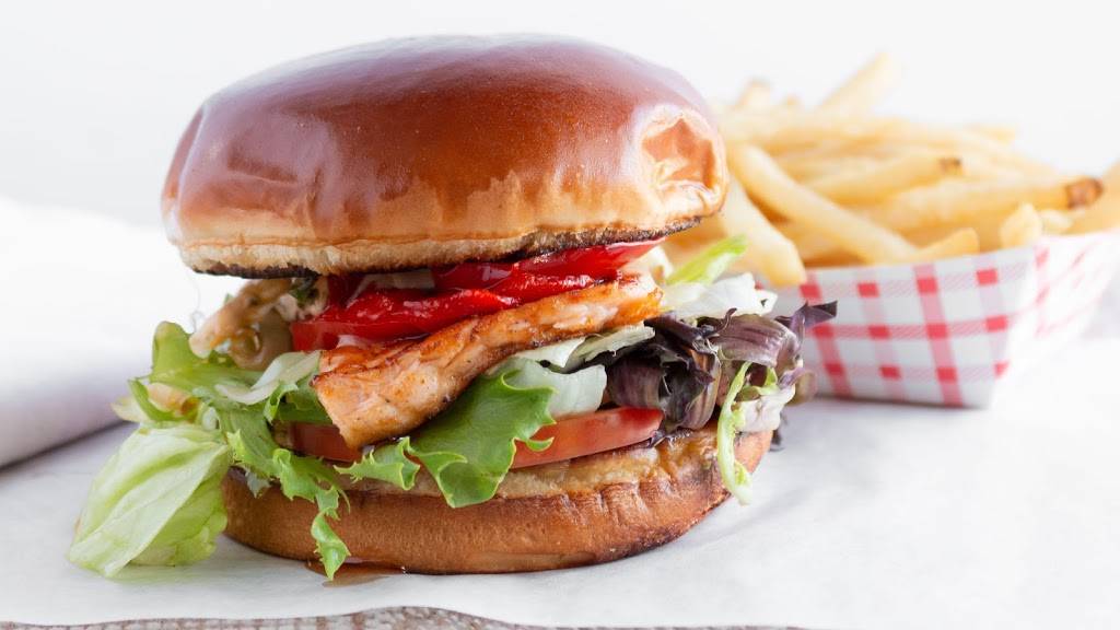 101 BBQ Hut | restaurant | 1610 Thousand Oaks Blvd Suite C, Thousand Oaks, CA 91360, USA | 8053714555 OR +1 805-371-4555