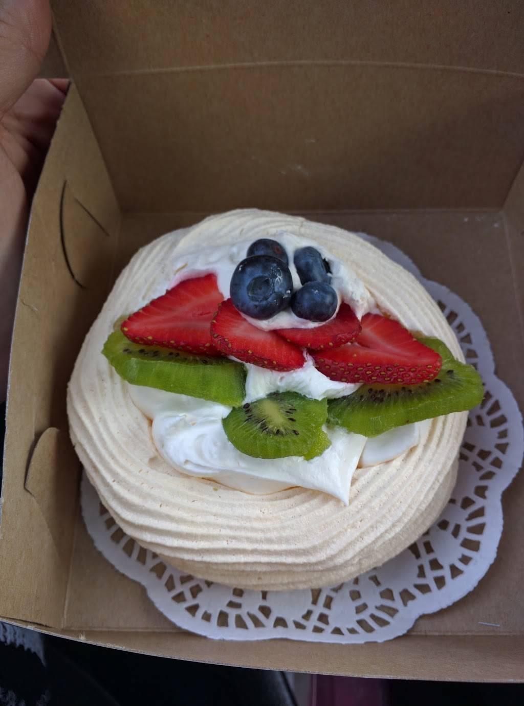 The Dutch Oven | restaurant | 7 King St W, Cobourg, ON K9A 2L8, Canada | 9053722263 OR +1 905-372-2263