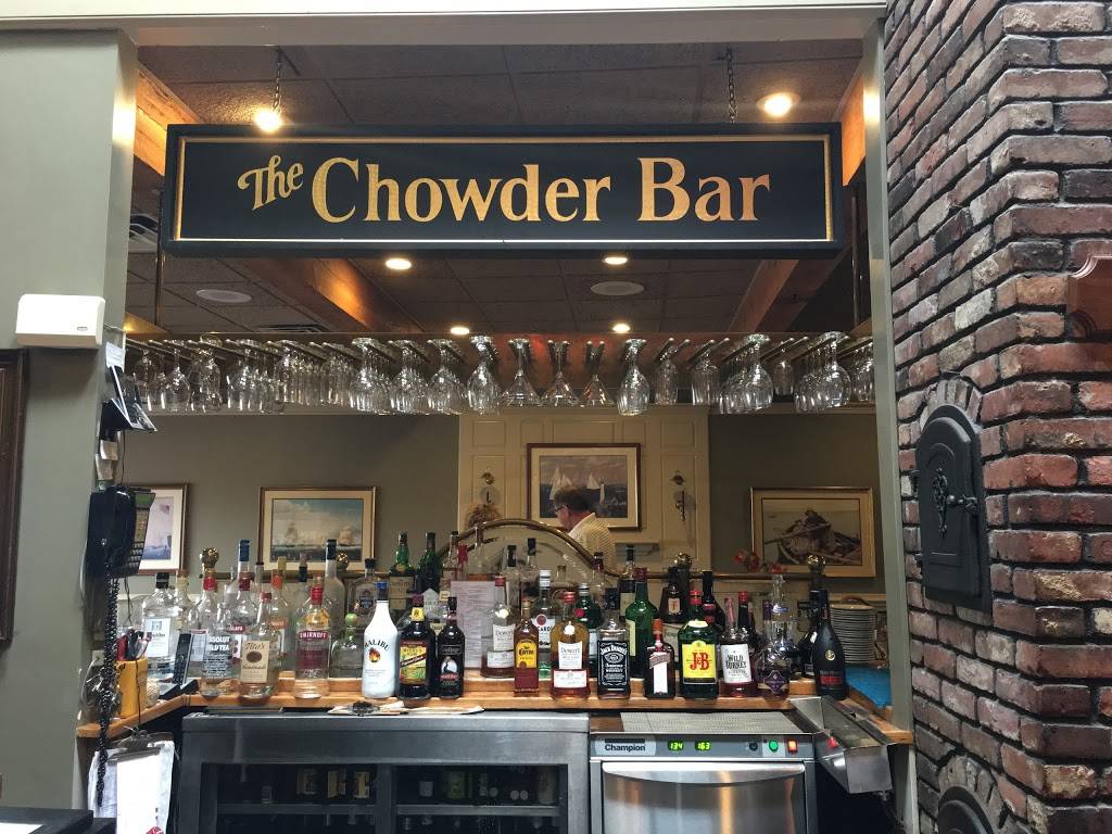 The Chowder House Bar | restaurant | 97 Willard St, Quincy, MA 02169, USA | 6177739532 OR +1 617-773-9532