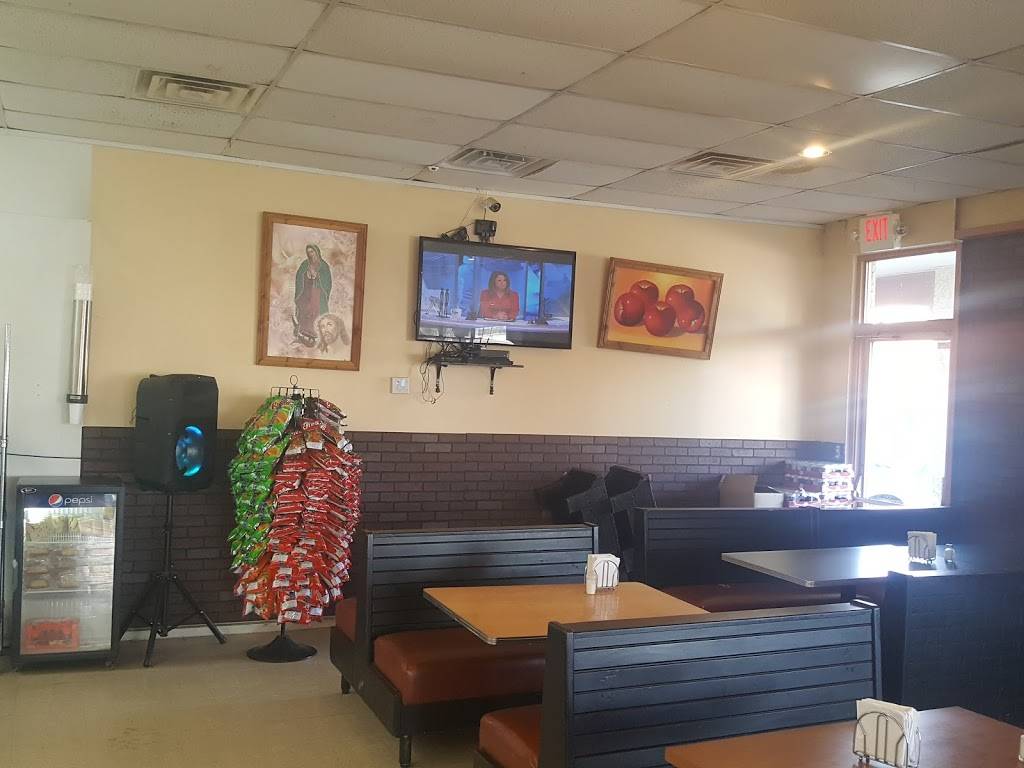 El Gallo Loco 2 | restaurant | 10915 E 31st St, Tulsa, OK 74146, USA | 9186227130 OR +1 918-622-7130