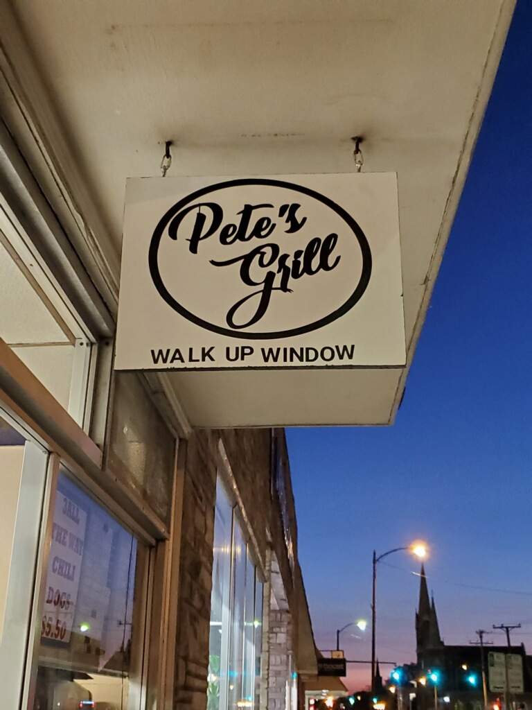 Petes Grill | restaurant | 6 W Washington St, Petersburg, VA 23803, USA | 8047326462 OR +1 804-732-6462