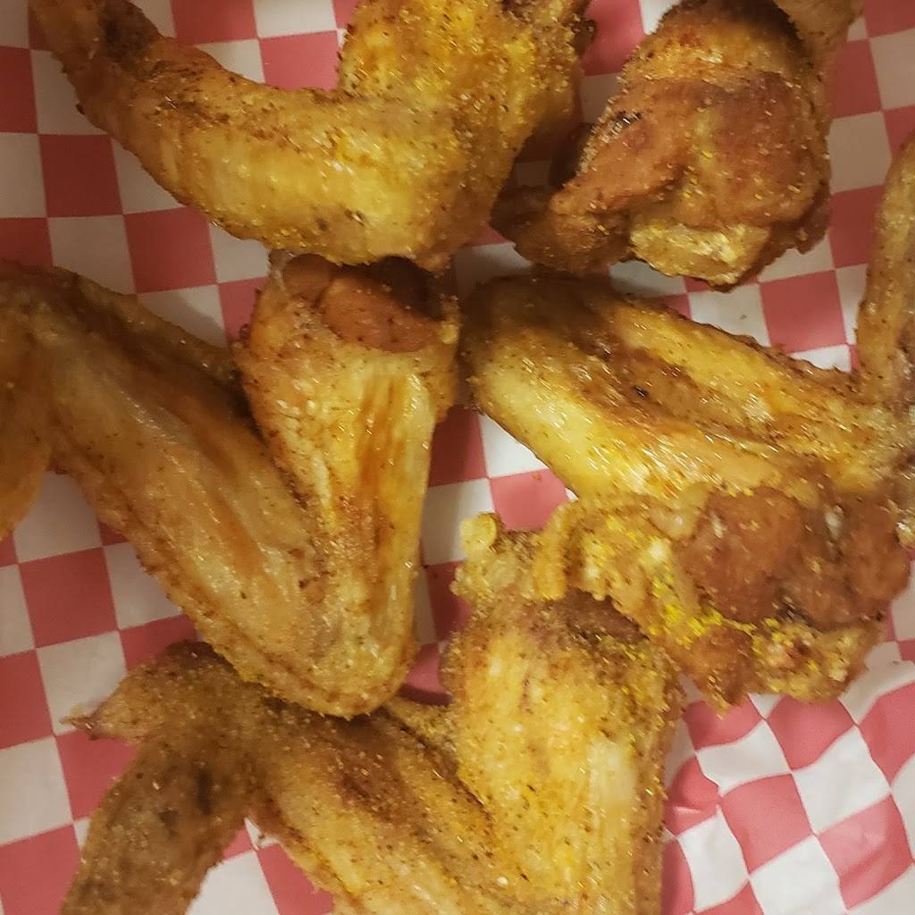 The Last Taino | restaurant | 206 E Main St, Wallace, NC 28466, USA | 9106850472 OR +1 910-685-0472