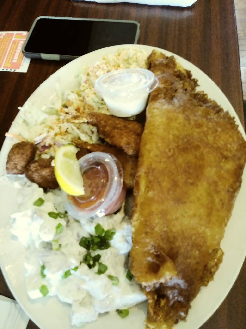 Hat Trix | restaurant | 4923 Southwestern Blvd, Hamburg, NY 14075, USA | 7166490909 OR +1 716-649-0909