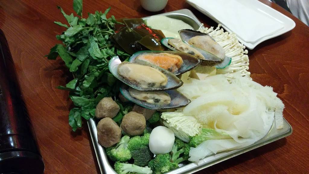 Lao Yunnan | restaurant | 1536, 2109 S China Pl, Chicago, IL 60616, USA | 3123269966 OR +1 312-326-9966