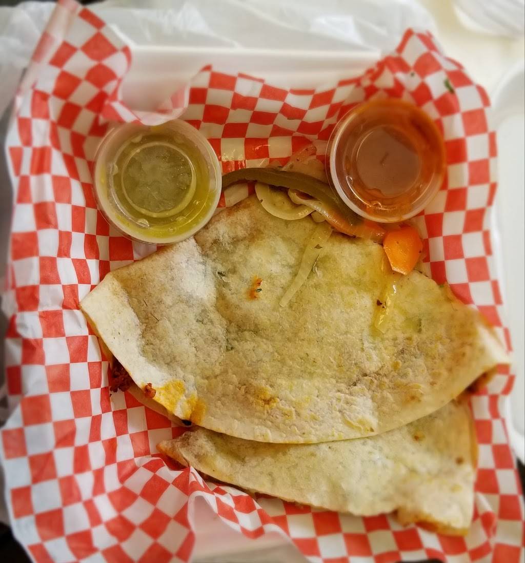 Porkys Carnitas | restaurant | 1720 S Soto St, Los Angeles, CA 90023, USA | 3235132086 OR +1 323-513-2086