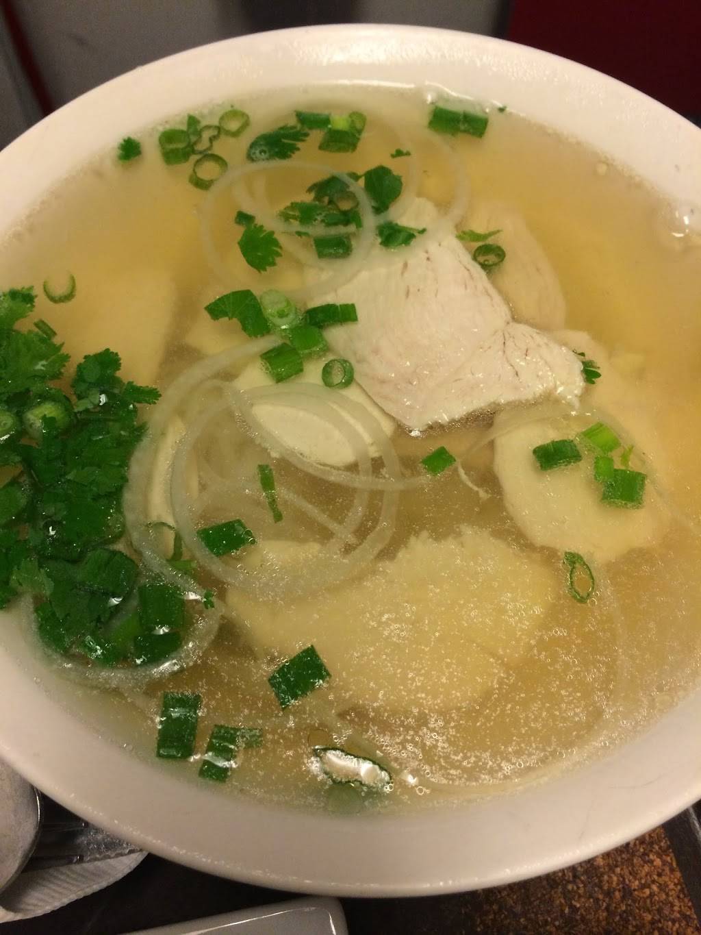Pho Que Huong | restaurant | 4826 Belt Line Rd, Dallas, TX 75254, USA | 9722395858 OR +1 972-239-5858