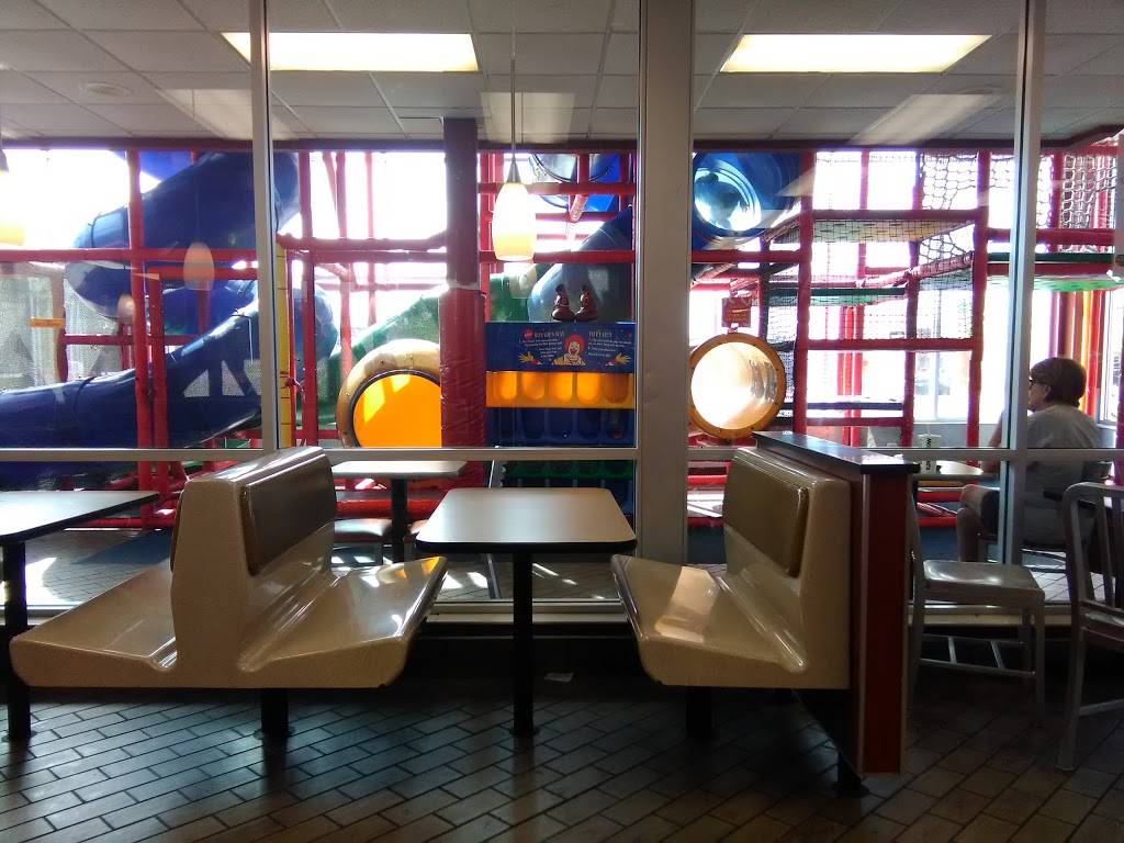 McDonalds | cafe | 1715 St Mary St, Thibodaux, LA 70301, USA | 9854465500 OR +1 985-446-5500