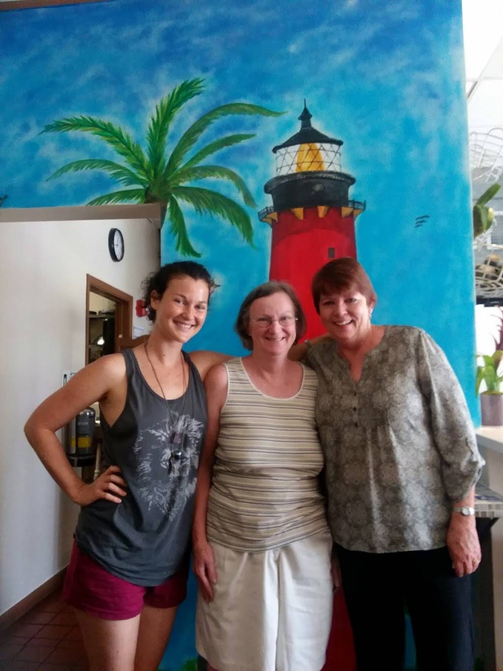 Augies Bistro | restaurant | 711 W Indiantown Rd, Jupiter, FL 33458, USA | 5617450058 OR +1 561-745-0058