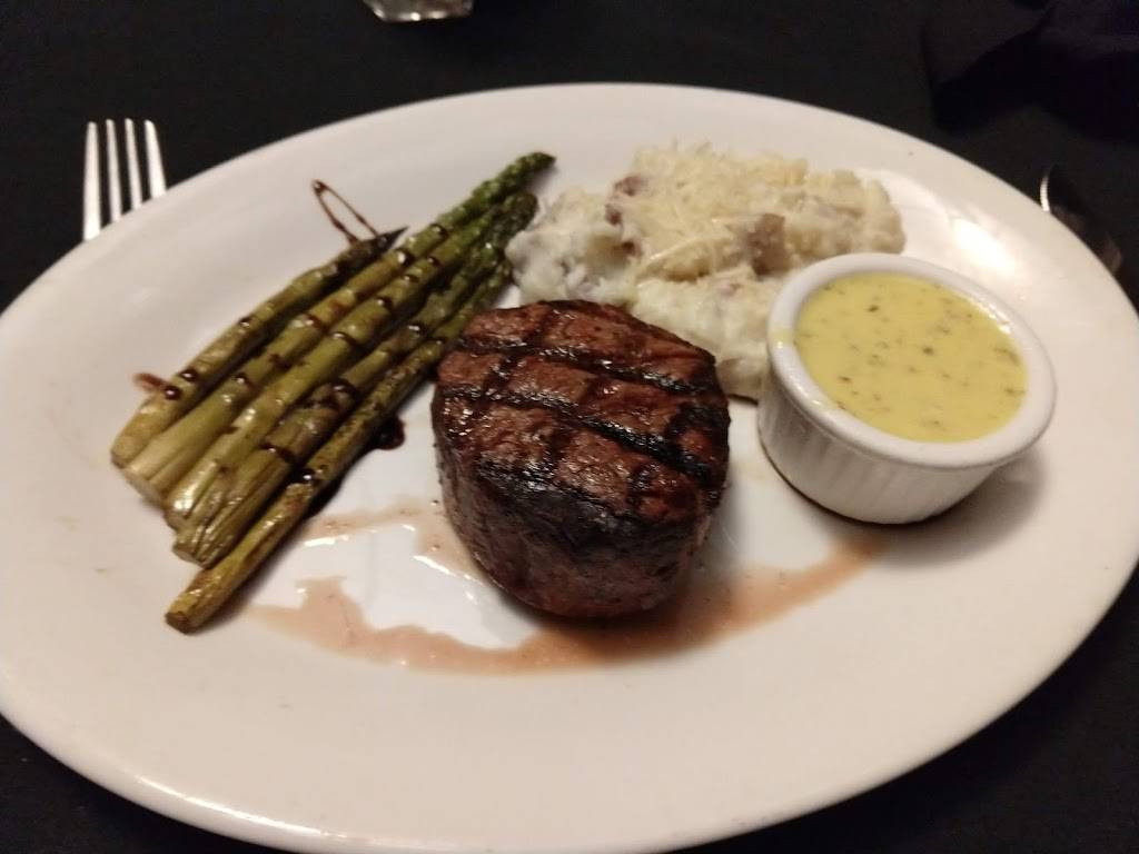 Shulas 347 Grill | restaurant | 2974 International Pkwy, Lake Mary, FL 32746, USA | 4075313567 OR +1 407-531-3567