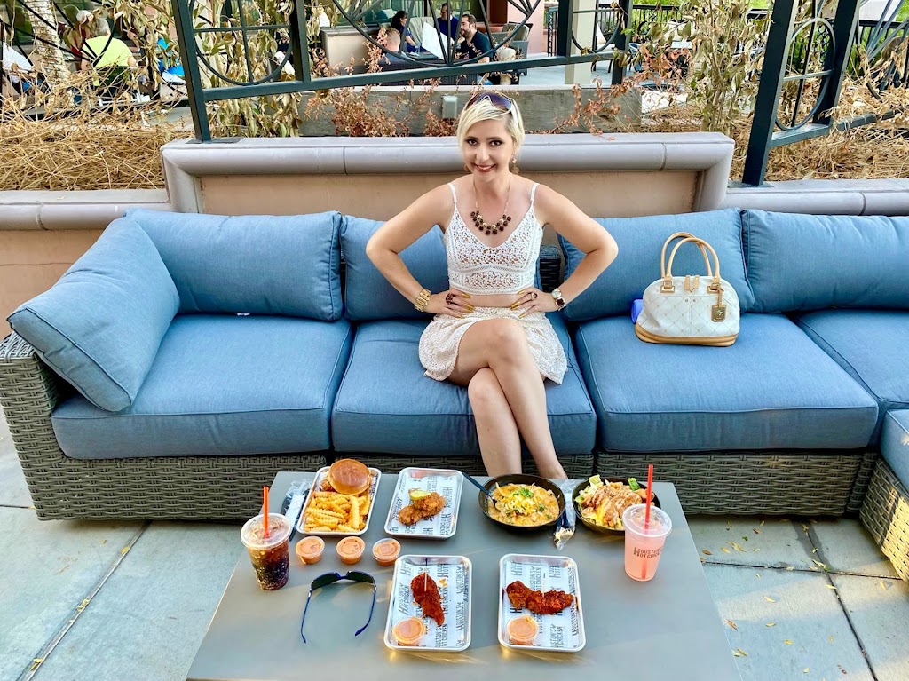 Houston TX Hot Chicken | restaurant | 1910 Village Center Cir Ste 1, Las Vegas, NV 89134, USA | 7029355793 OR +1 702-935-5793