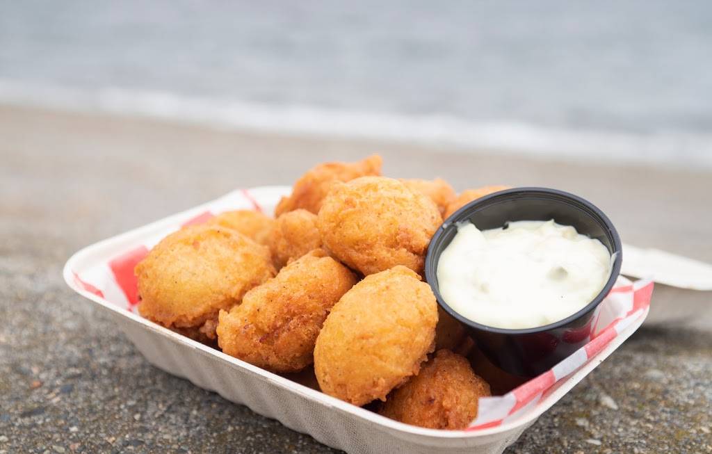 Schultzys Snack Shack | meal takeaway | 346 Park Ave, Portsmouth, RI 02871, USA | 4016832663 OR +1 401-683-2663