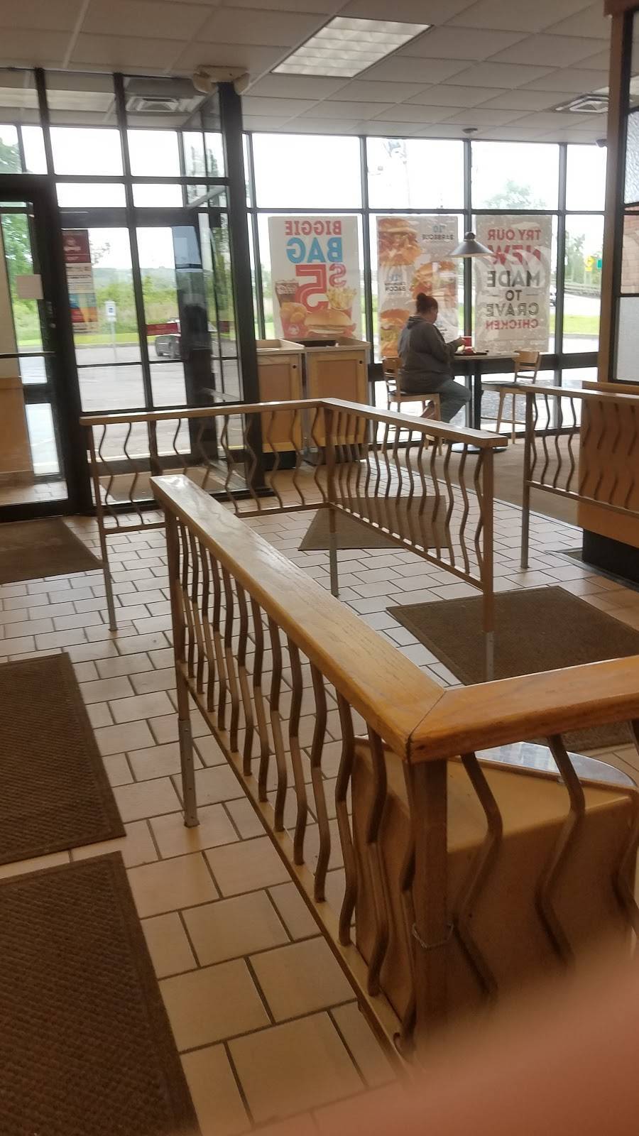 Wendys | restaurant | 175 N Genesee St, Utica, NY 13502, USA | 3157248355 OR +1 315-724-8355