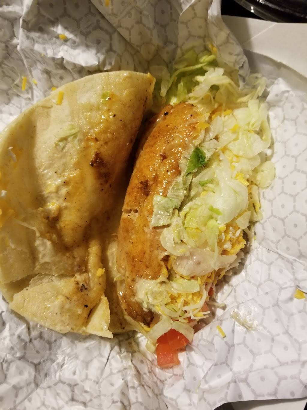 3 Parrots Taco Shop | restaurant | 7109 Boat Club Rd, Fort Worth, TX 76179, USA | 8178826305 OR +1 817-882-6305